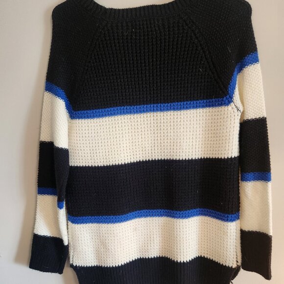 SO Women's Black, White, and Blue Striped Sweater - Picture 4 of 4